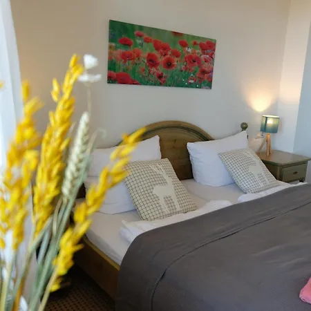 Lydia Guest house *
